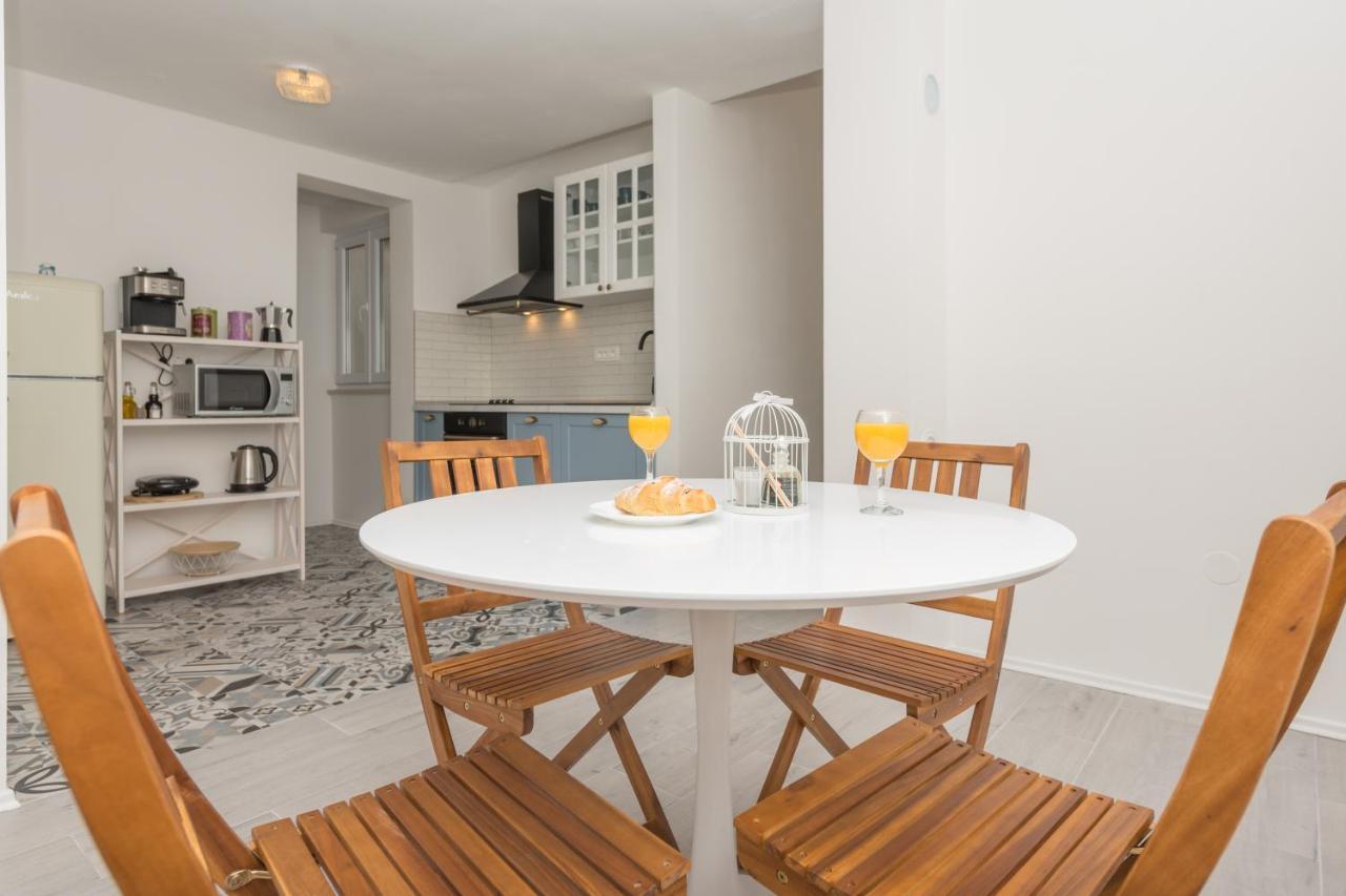 Vista Mare Apartment - 3 Bedroom, Sea View Makarska Eksteriør bilde